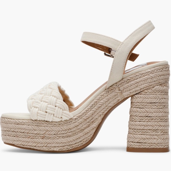 Dolce Vita Heels 🤍 - Picture 7 of 9